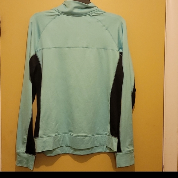 4 Pink Tops - Picture 9 of 15